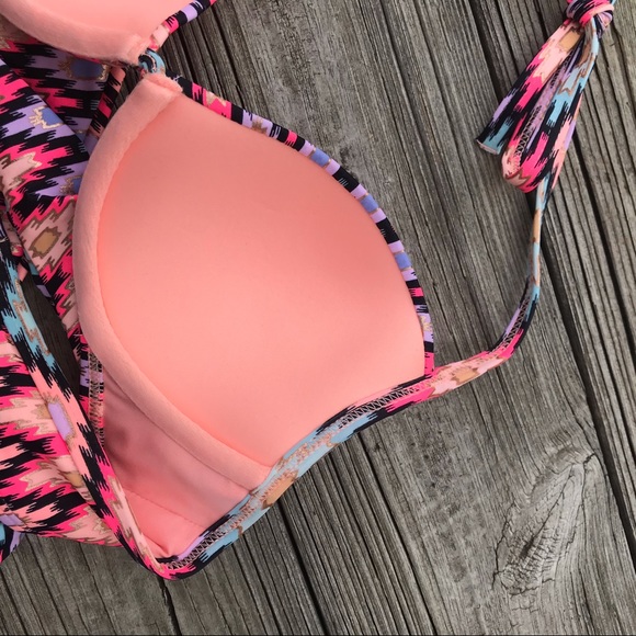 Victoria’s Secret 34A Wrap Around Bikini Top - Picture 7 of 8